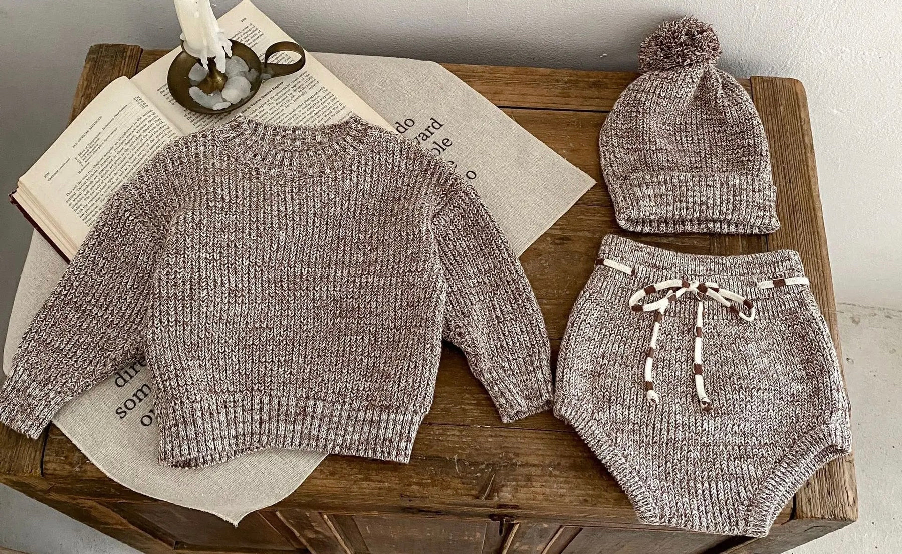 Knitted Cocoa Set